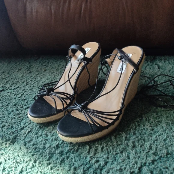 Steve Madden Starlight Black Strappy Wedge Espadrilles 9M - Picture 3 of 15